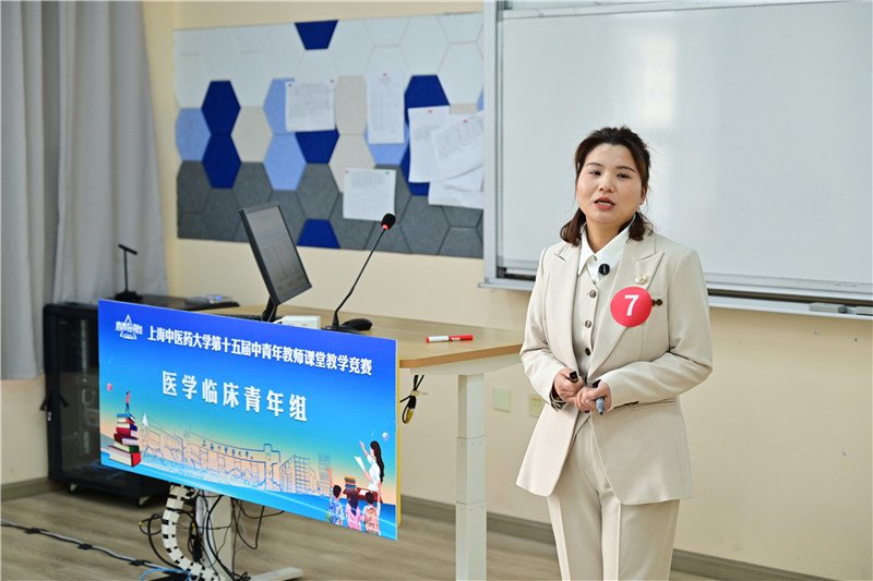 能力培养与价值塑造相结合