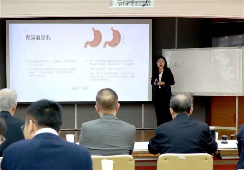 校教学督导组专家张黎声